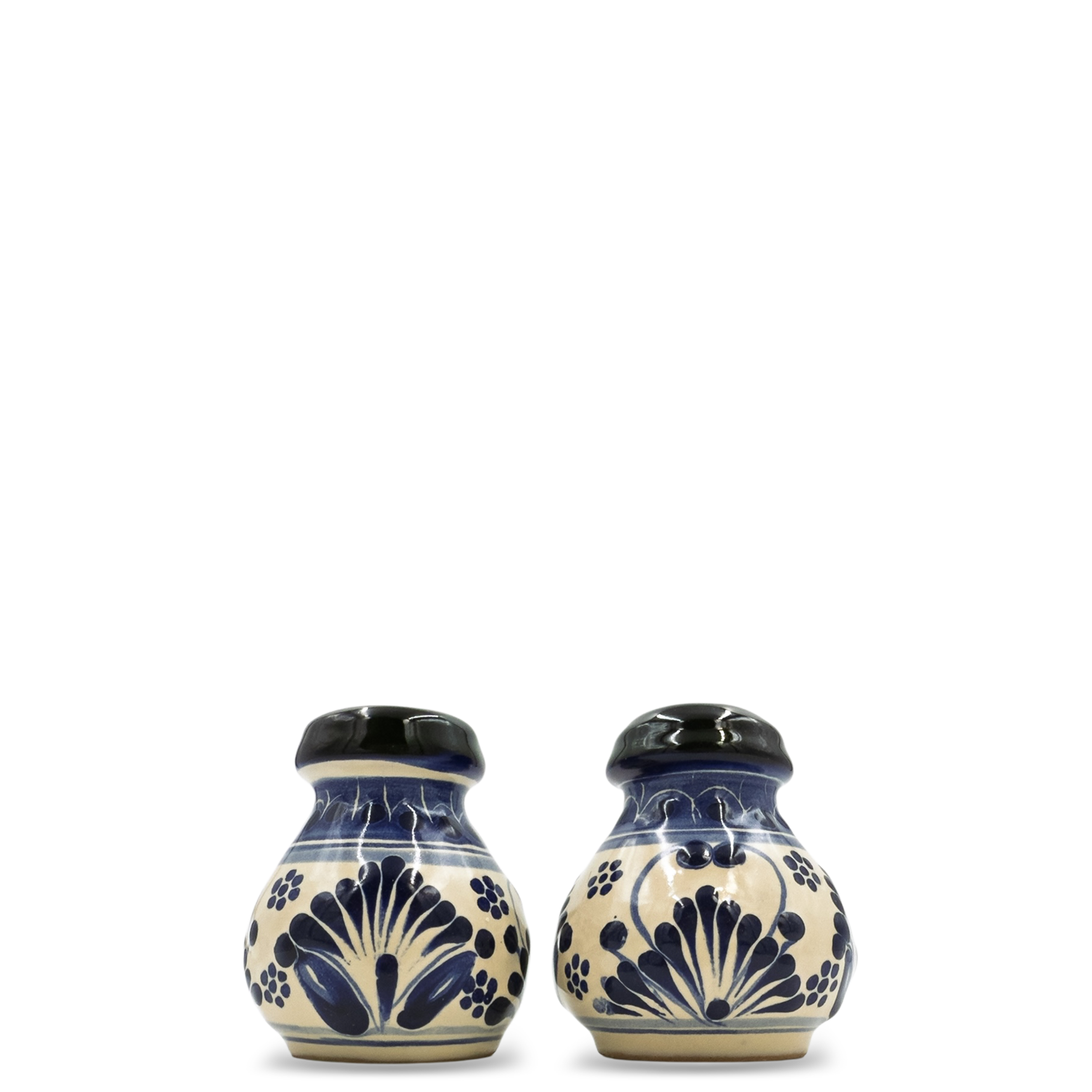 De La Reina Salt Shaker Set